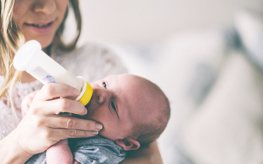 Bond With Your Baby When Bottle Feeding